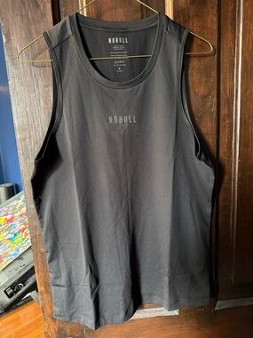 NOBULL Black Men's Performance Tank Top